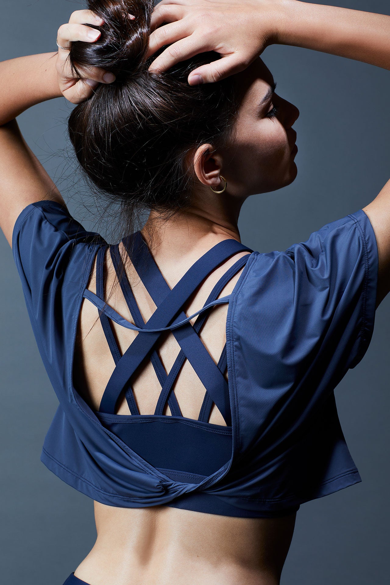 Crop-top de sport femme bleu VIXXA, confort technique et maintien léger